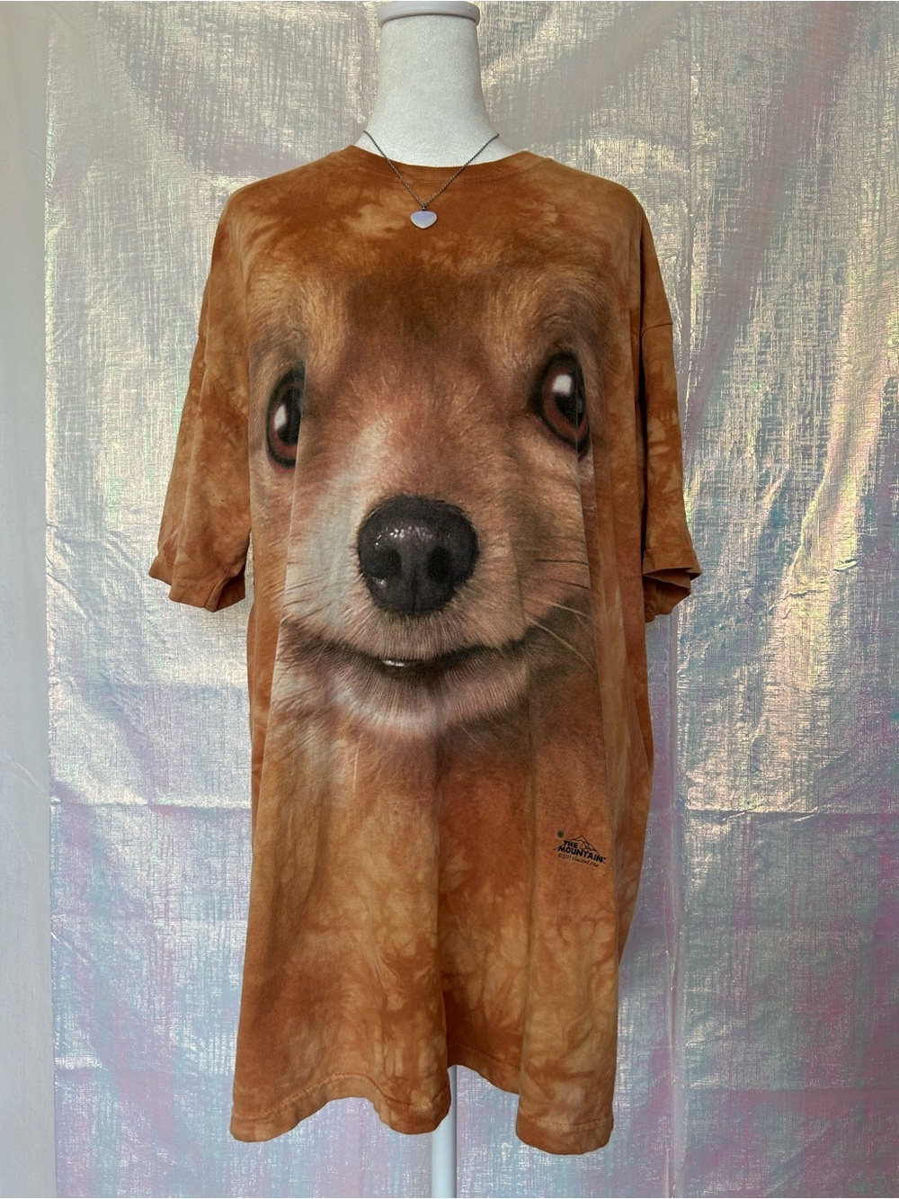 The Mountain Chihuahua Face Graphic Pet T-Shirt. Size XL.